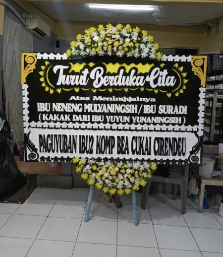Papan Bunga Duka Balai Kota Manado