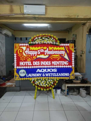 Papan Bunga di Balai Kota Manado